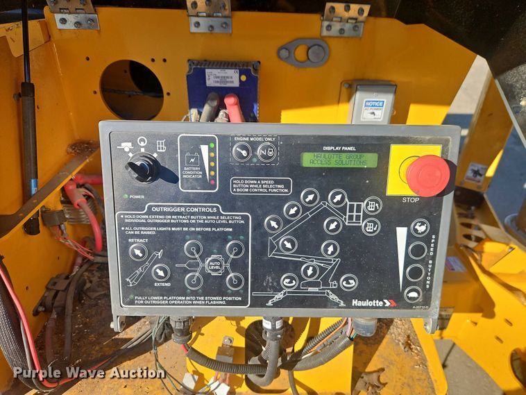 image for item EO7038 2022 Haulotte 5533A boom lift