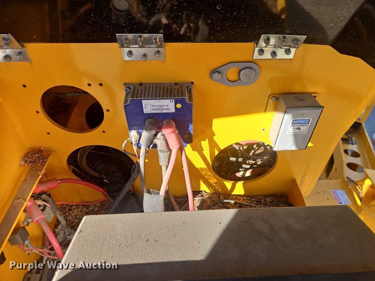 image for item EO7038 2022 Haulotte 5533A boom lift