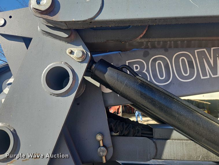 image for item EO7039 2013 Skyjack SJ63AJ boom lift