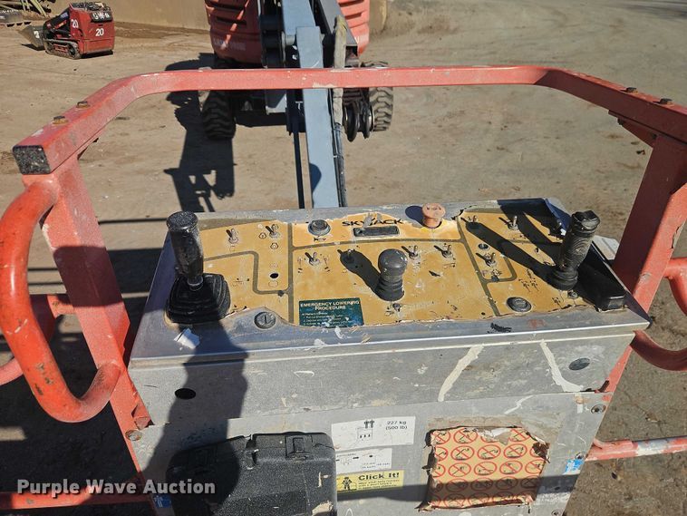 image for item EO7039 2013 Skyjack SJ63AJ boom lift