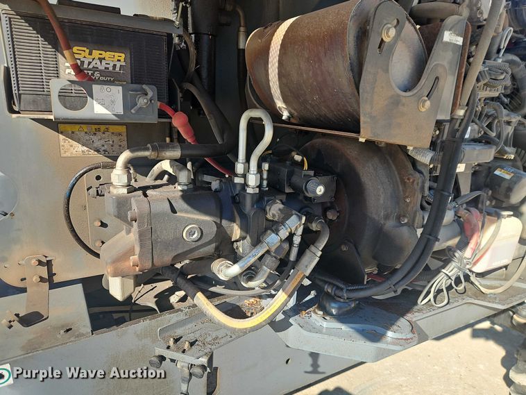 image for item EO7039 2013 Skyjack SJ63AJ boom lift