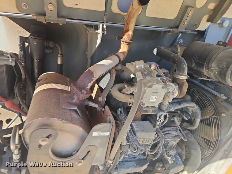 image for item EO7039 2013 Skyjack SJ63AJ boom lift