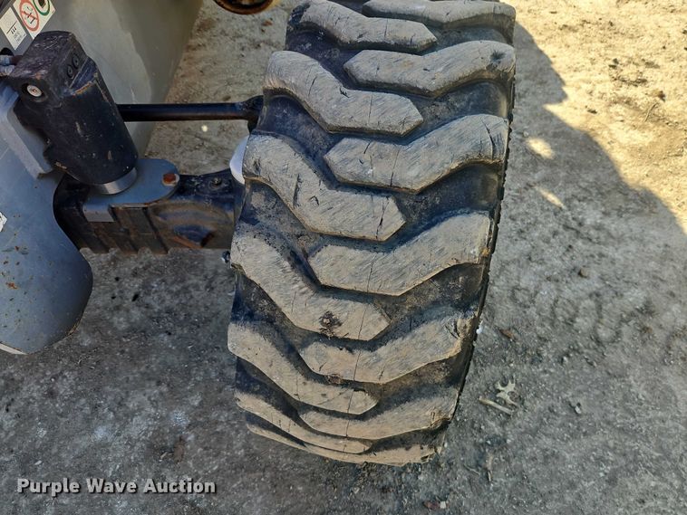 image for item EO7039 2013 Skyjack SJ63AJ boom lift