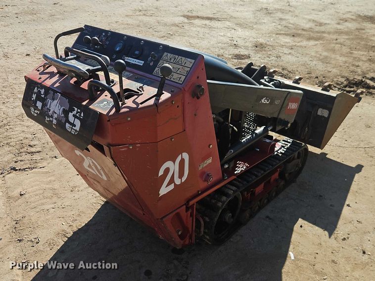 image for item EO7040 Toro Dingo 427 compact utility loader