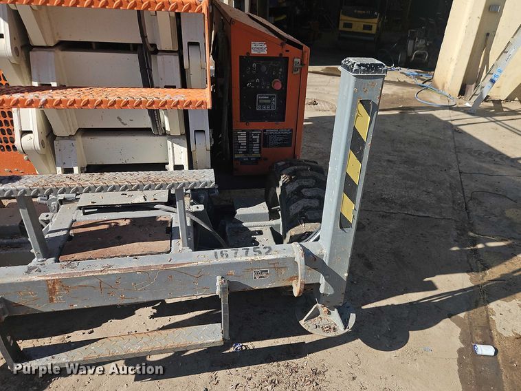 image for item EO7041 2016 Snorkel S3370RT scissor lift
