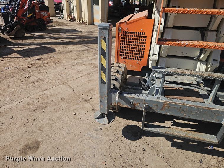 image for item EO7041 2016 Snorkel S3370RT scissor lift