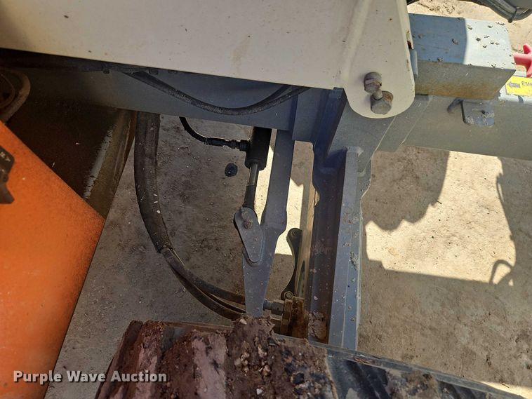 image for item EO7041 2016 Snorkel S3370RT scissor lift