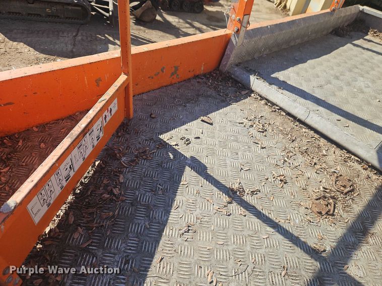 image for item EO7041 2016 Snorkel S3370RT scissor lift