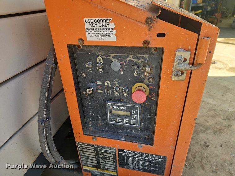 image for item EO7041 2016 Snorkel S3370RT scissor lift