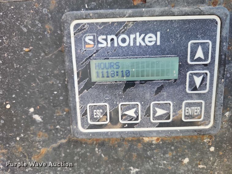 image for item EO7041 2016 Snorkel S3370RT scissor lift