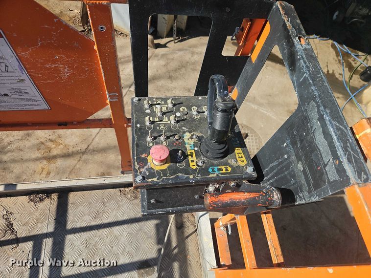 image for item EO7041 2016 Snorkel S3370RT scissor lift