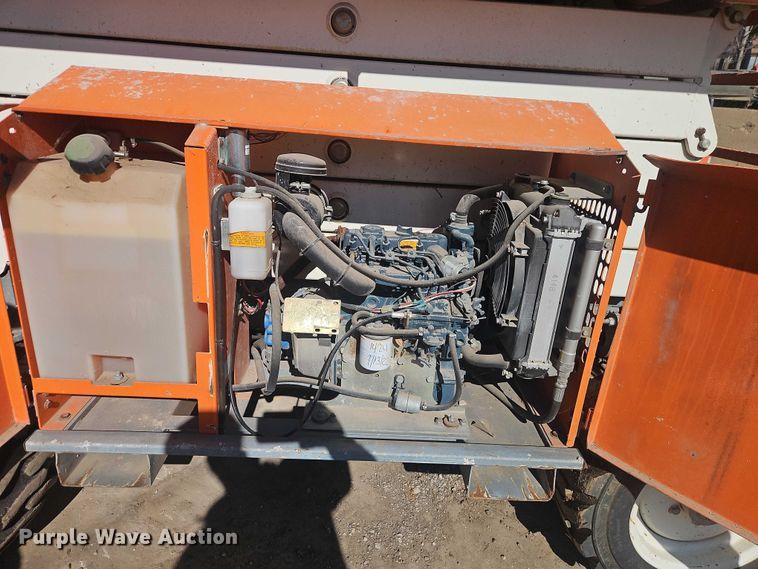 image for item EO7041 2016 Snorkel S3370RT scissor lift