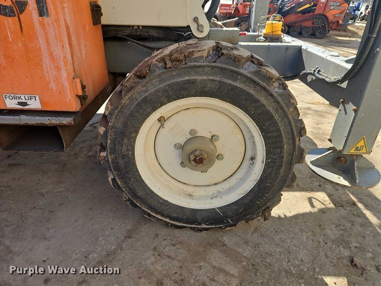 image for item EO7041 2016 Snorkel S3370RT scissor lift