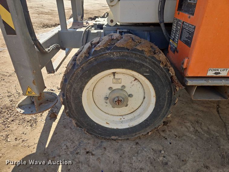 image for item EO7041 2016 Snorkel S3370RT scissor lift