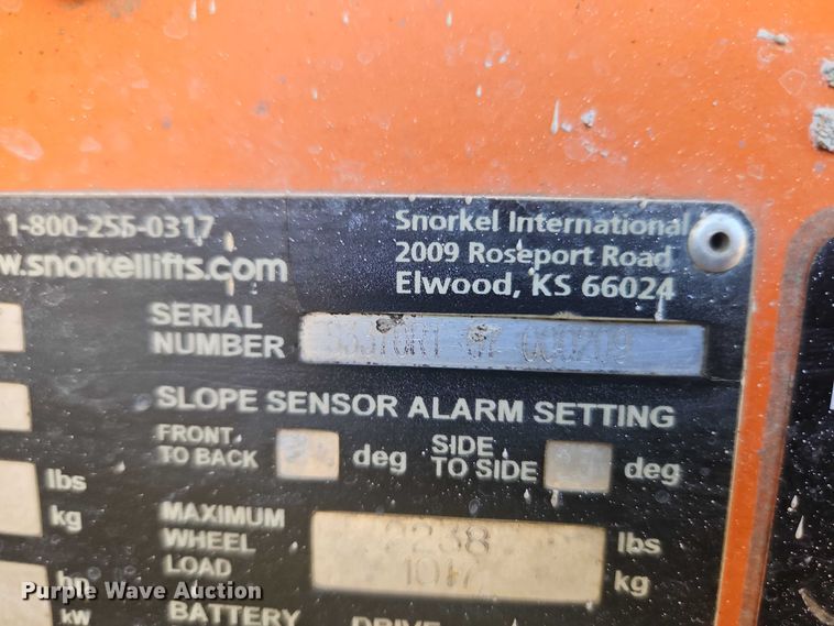 image for item EO7041 2016 Snorkel S3370RT scissor lift