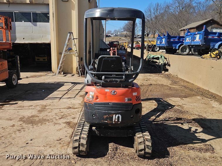 image for item EO7044 2019 Kubota U17 mini excavator