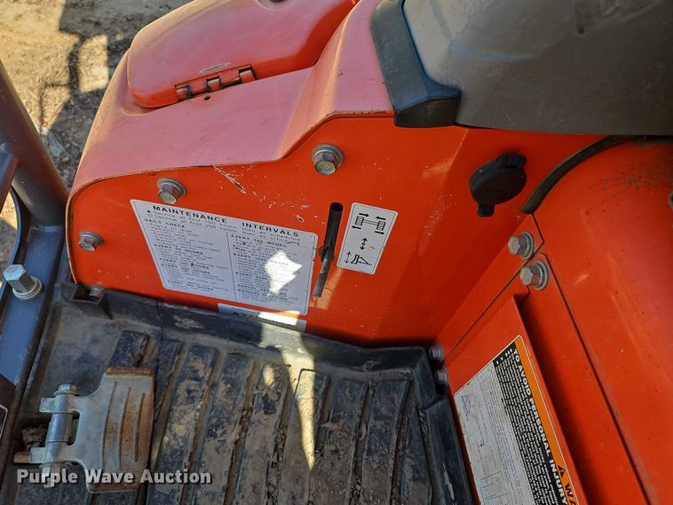 image for item EO7044 2019 Kubota U17 mini excavator