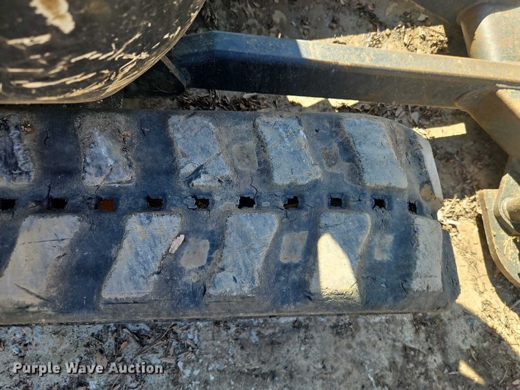 image for item EO7044 2019 Kubota U17 mini excavator