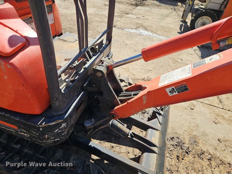 image for item EO7045 2020 Kubota U17 mini excavator