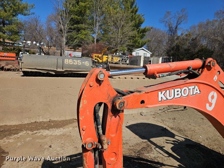 image for item EO7045 2020 Kubota U17 mini excavator