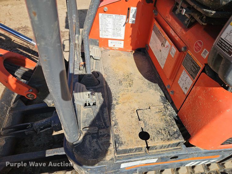 image for item EO7045 2020 Kubota U17 mini excavator