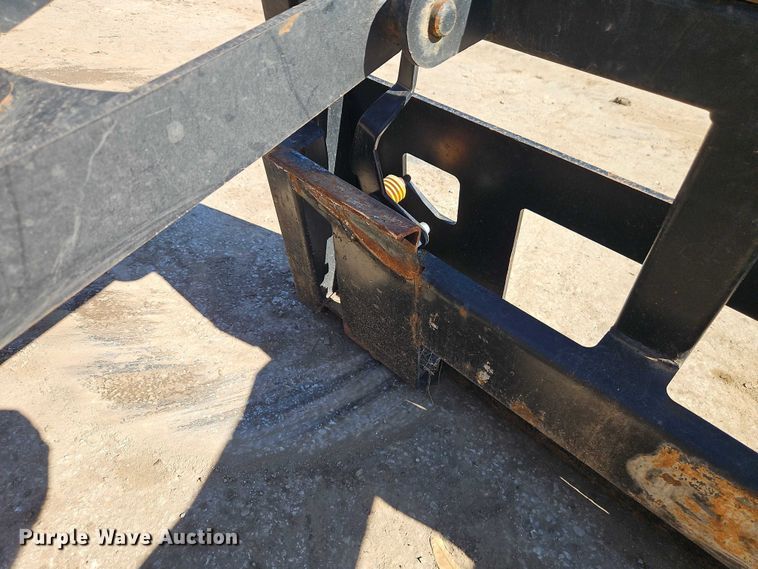 image for item EO7046 Star Industries skid steer grapple bucket
