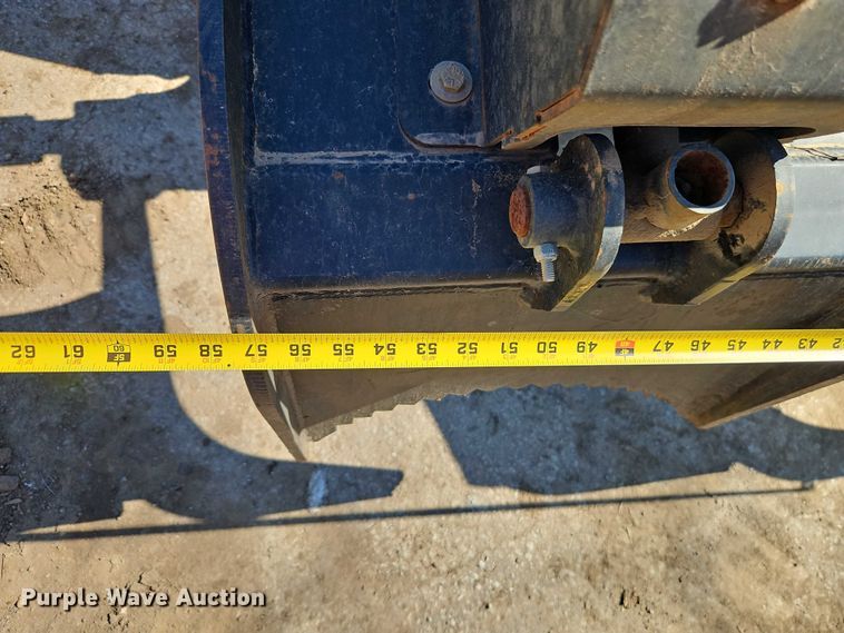 image for item EO7046 Star Industries skid steer grapple bucket