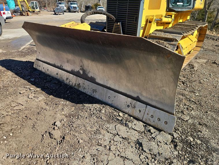 image for item EO7048 2008 John Deere 650J XLT dozer