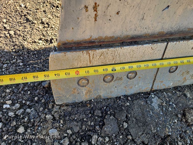 image for item EO7048 2008 John Deere 650J XLT dozer