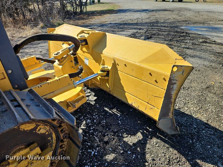 image for item EO7048 2008 John Deere 650J XLT dozer