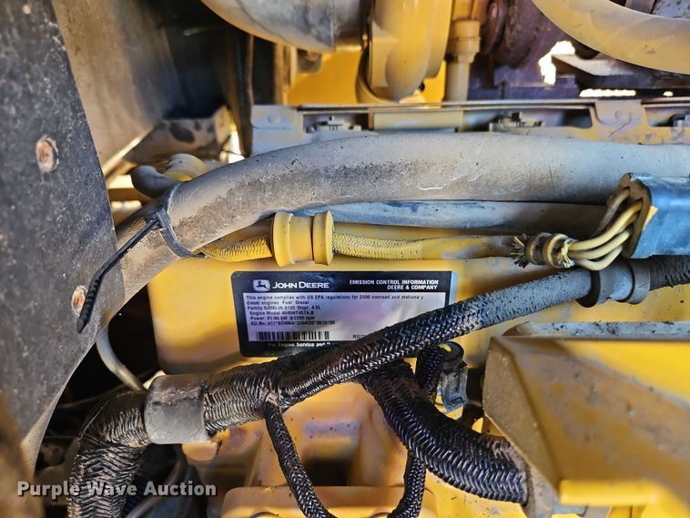 image for item EO7048 2008 John Deere 650J XLT dozer