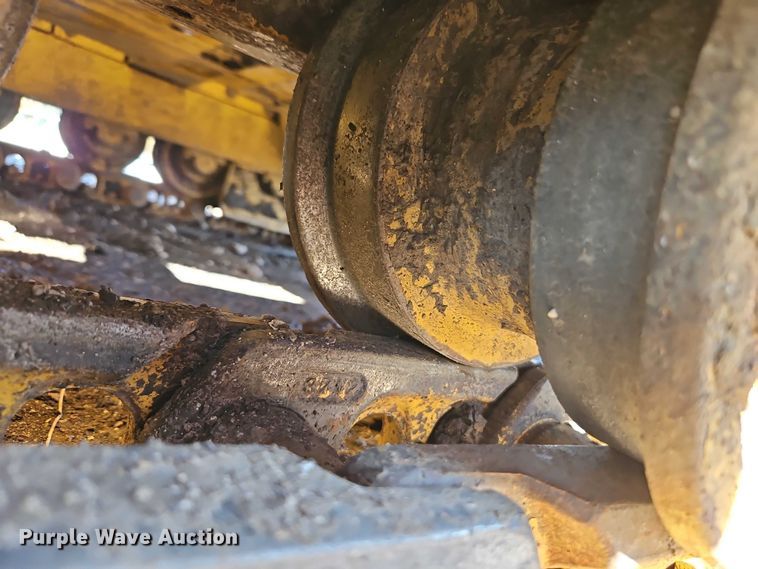 image for item EO7048 2008 John Deere 650J XLT dozer