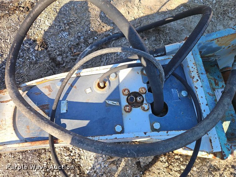 image for item EO7049 Kent FX175QTV breaker