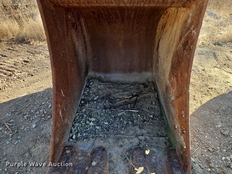 image for item EO7051 Hensley KOBSK115 excavator bucket