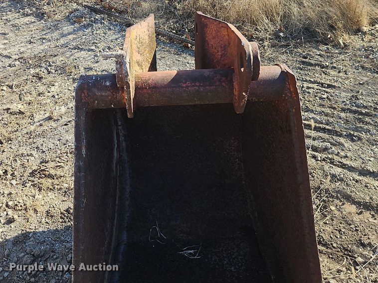 image for item EO7052 (2) backhoe buckets