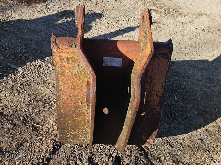 image for item EO7052 (2) backhoe buckets