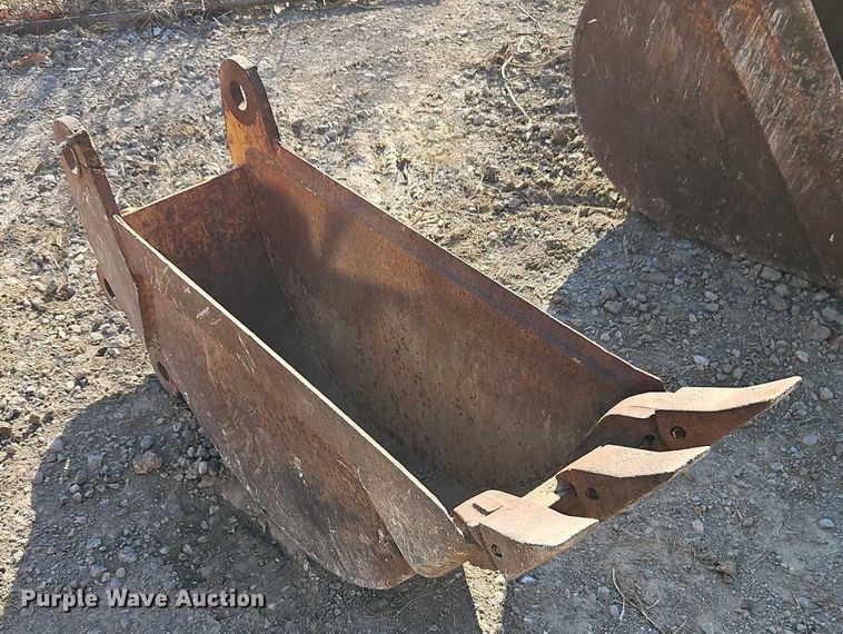 image for item EO7052 (2) backhoe buckets