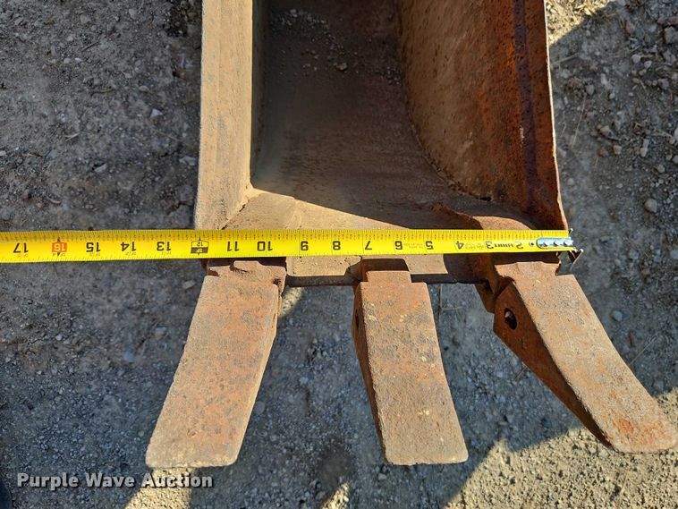 image for item EO7052 (2) backhoe buckets