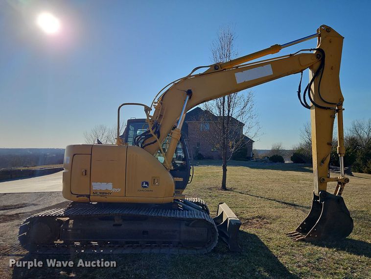 image for item EO7053 2007 John Deere 135C RTS excavator