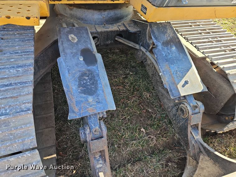 image for item EO7053 2007 John Deere 135C RTS excavator