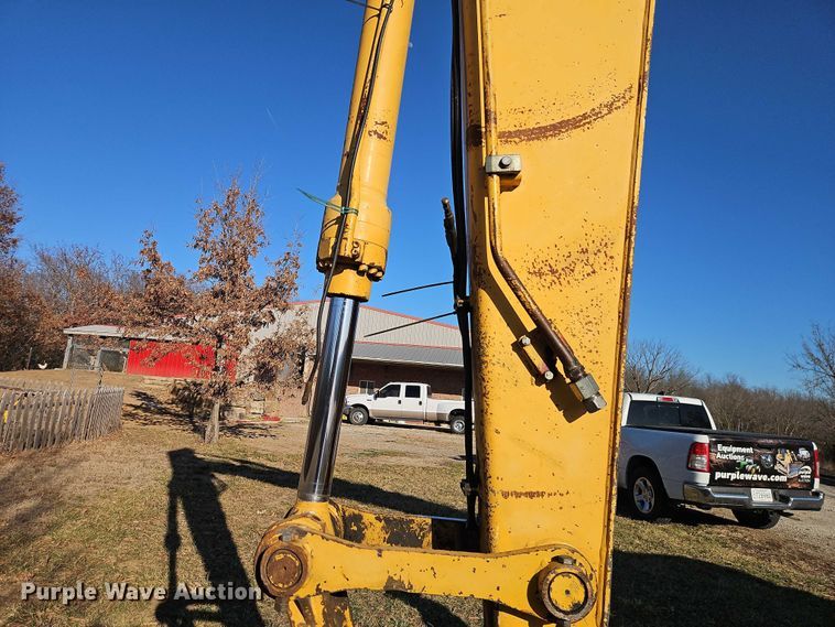 image for item EO7053 2007 John Deere 135C RTS excavator