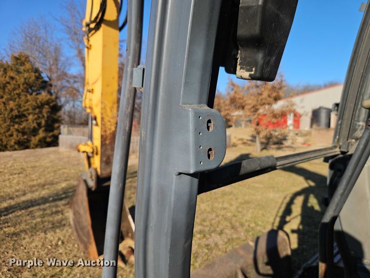 image for item EO7053 2007 John Deere 135C RTS excavator