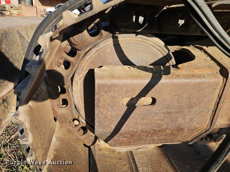 image for item EO7053 2007 John Deere 135C RTS excavator