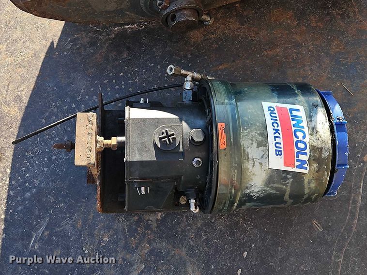 image for item EO7053 2007 John Deere 135C RTS excavator