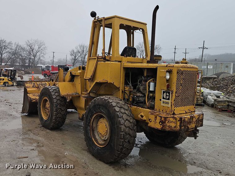 image for item EO7057 1973 Caterpillar 930 wheel loader