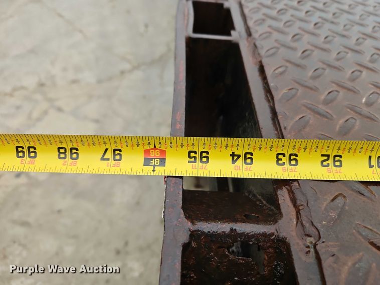 image for item EO7058 2006 Kenworth T800 flatbed truck