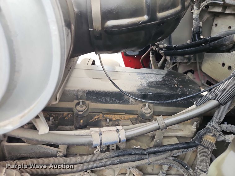 image for item EO7058 2006 Kenworth T800 flatbed truck