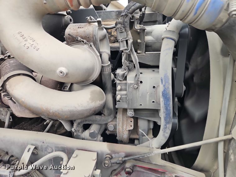 image for item EO7058 2006 Kenworth T800 flatbed truck