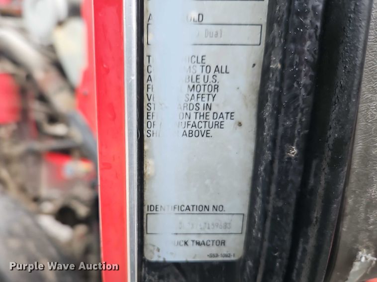 image for item EO7058 2006 Kenworth T800 flatbed truck