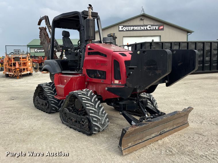 image for item ER0433 2015 Toro RT1200 trencher